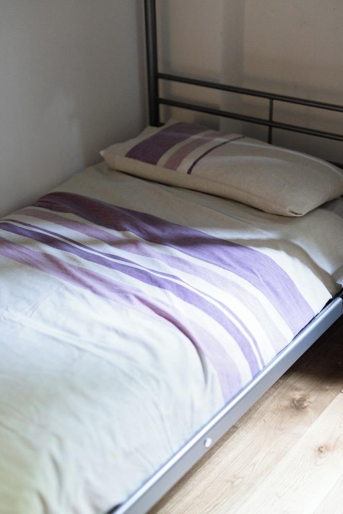 EBS London Stay Room Type - 4 Beds Mixed Dormitory