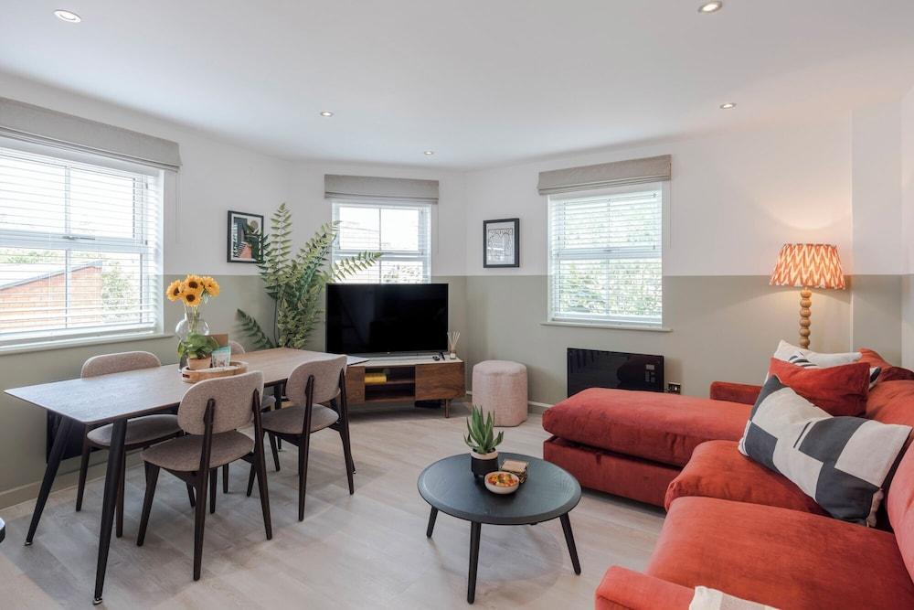Old Kent Road YourApartment Room Type - Business Apartment Old Kent Road YourApartment Room Type - Business Apartment