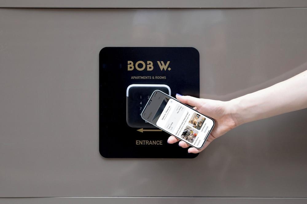 Bob W London Tower Hill  - Residences Room Type - Spacious Apartment - 2 Bedroom - Balcony