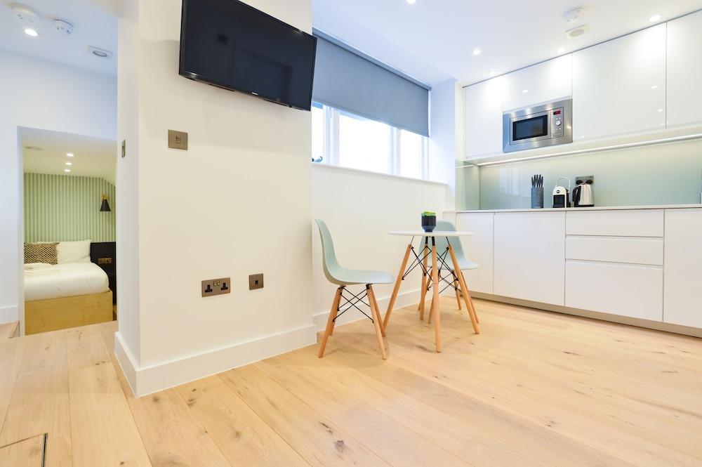 Star Street Serviced Apartments by Concept Apartments - Tap to explore photos