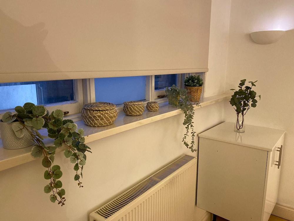 Cozzy 1-bed Apartment in Liverpool St & Shoreditch - Tap to explore photos