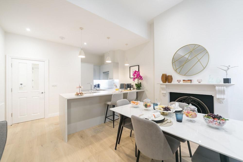 Urban Chic - Acre Room Type - Superior Apartment, 1 Bedroom Urban Chic - Acre Room Type - Superior Apartment, 1 Bedroom