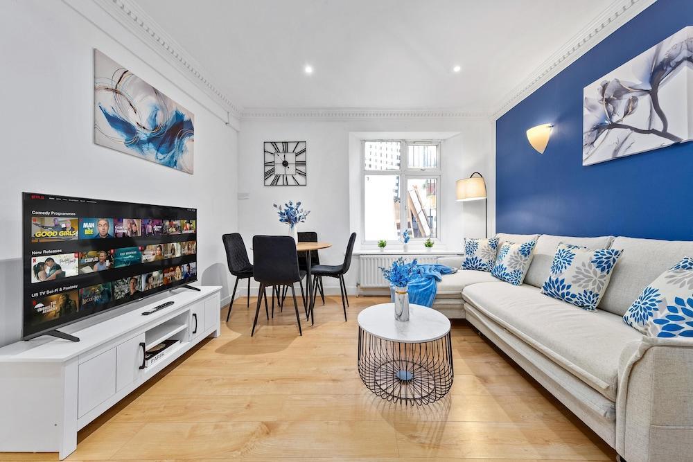 Remarkable 2-bed Apartment in Central London - Tap to explore photos