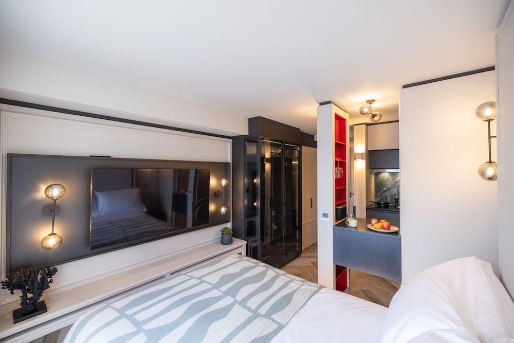 The Brondesbury by Nestor Room Type - Superior Studio