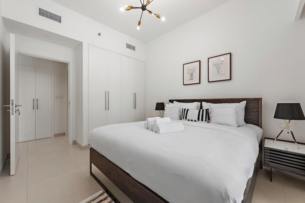 Stayis-Luxurious 1 Br Burj khalifa view