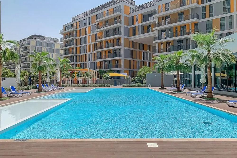 Primestay - 2BR Plus Maids Room -midtown - Tap to explore photos