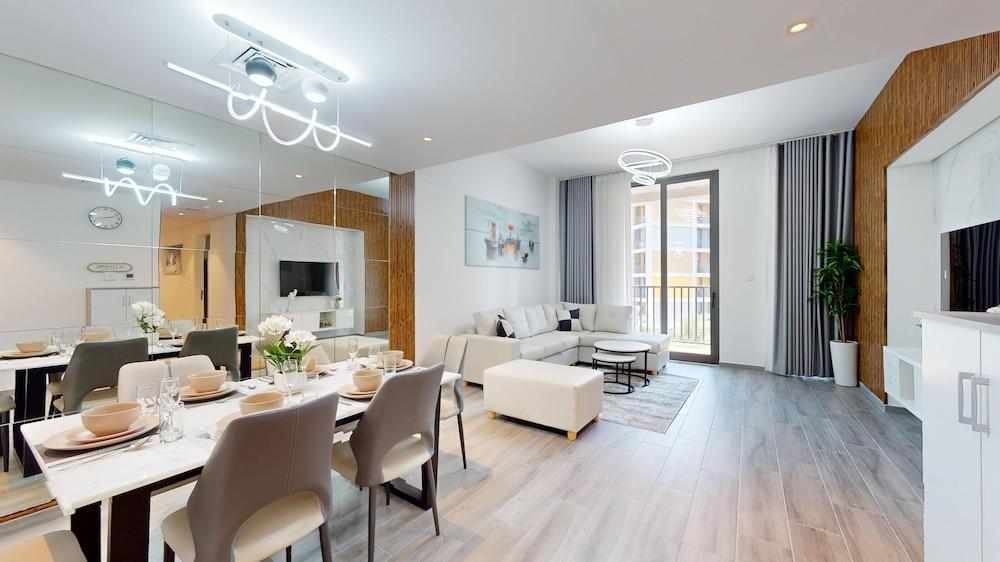Primestay - 2BR Plus Maids Room -midtown - Tap to explore photos