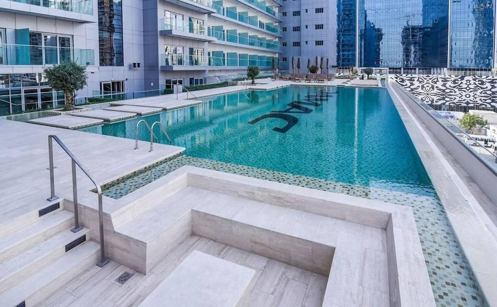 GLOBALSTAY. DAMAC Majestine Apartments