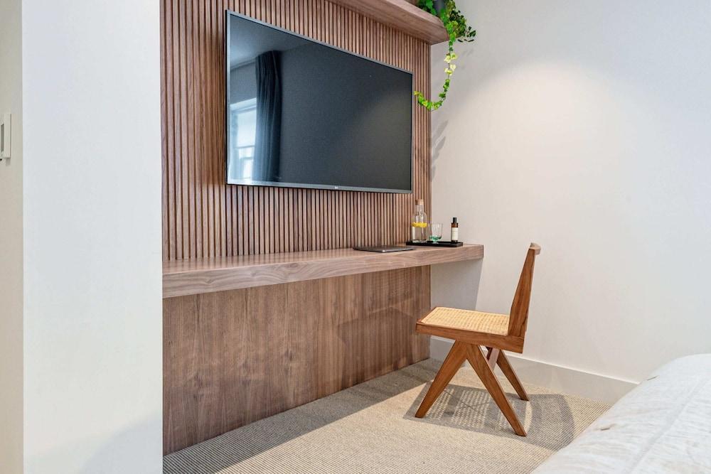 Notting Hill Gate Residence I
