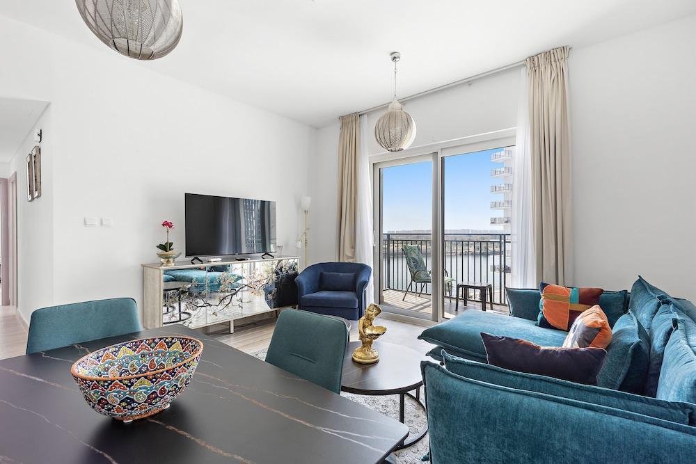 Silkhaus Waters Edge Tower - Yas Island Room Type - Grand Apartment