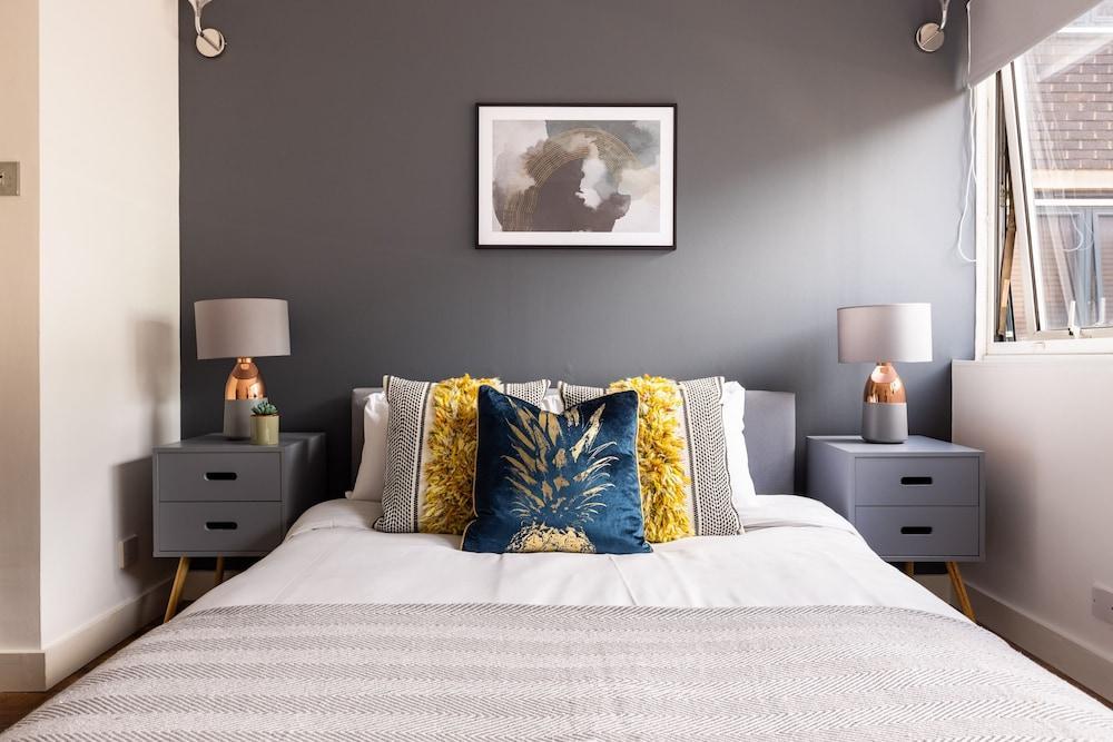 The Marylebone Collection - Tap to explore photos