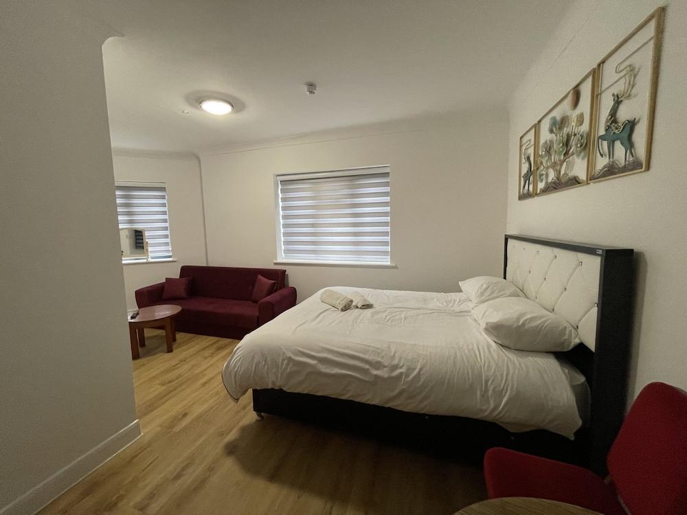 The Barrington Hotel Room Type - Premium Double Room, Private Bathroom