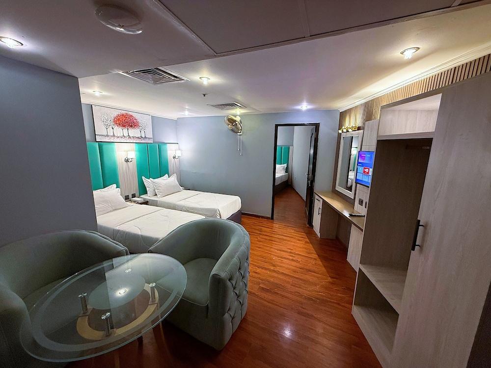 Hafez Hotel Apartments Room Type - Family Suite