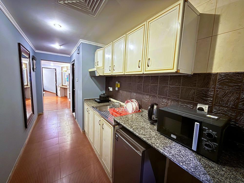 Hafez Hotel Apartments - Tap to explore photos