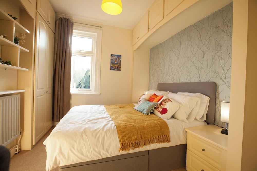 Cosy Grdn House in Kingston-Free Parking - Tap to explore photos