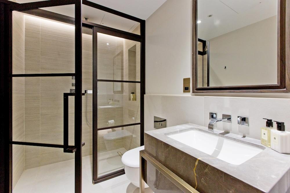 2-bed Superior Apt 103 Room Type - House