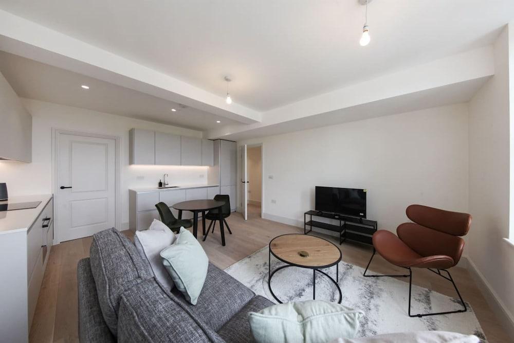 The East London Mile Secret - Charming 1bdr Flat - Tap to explore photos