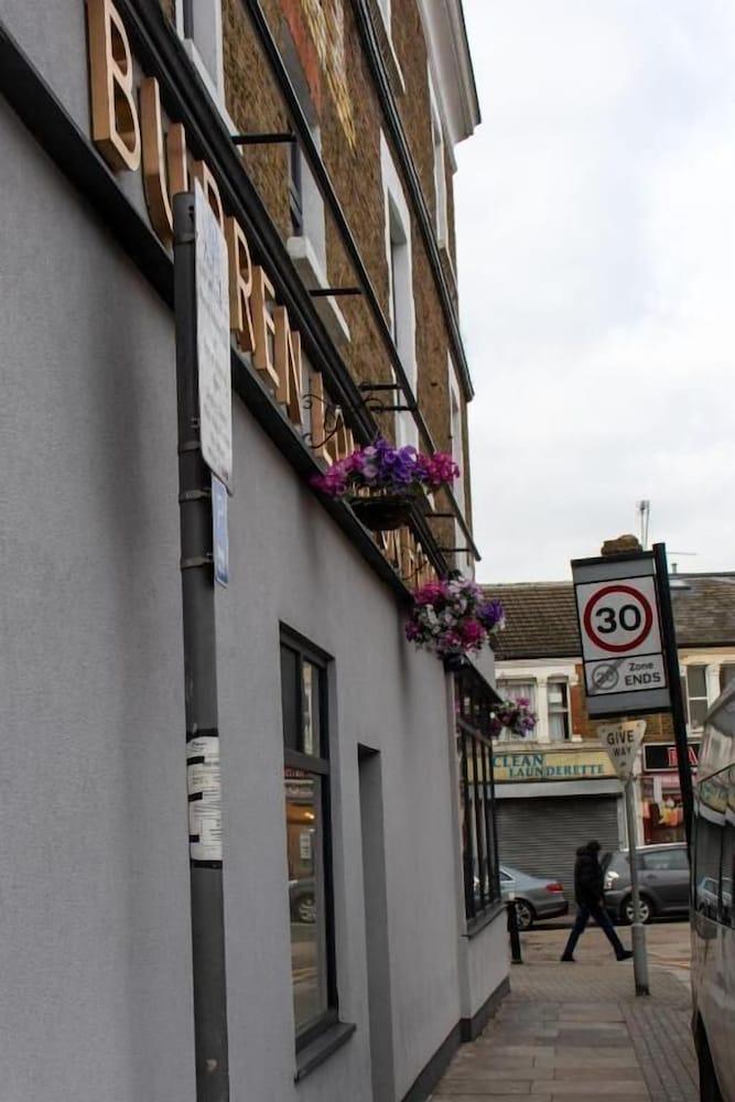 Burren London Hotel - Tap to explore photos