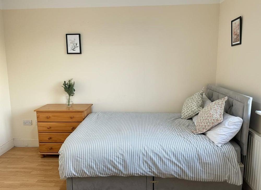 Acacia Wembley Stadium Serviced Apartment by Edens