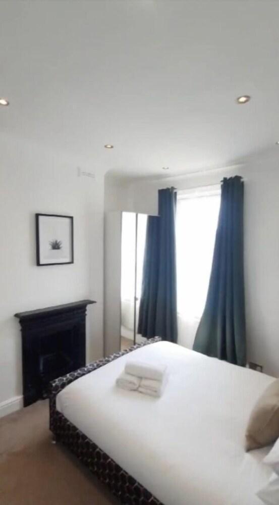 Charming Tower Bridge House Room Type - Apartment, 2 Bedrooms