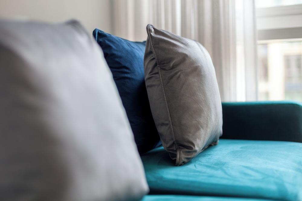 The Wandsworth Luxury Studio - Tap to explore photos