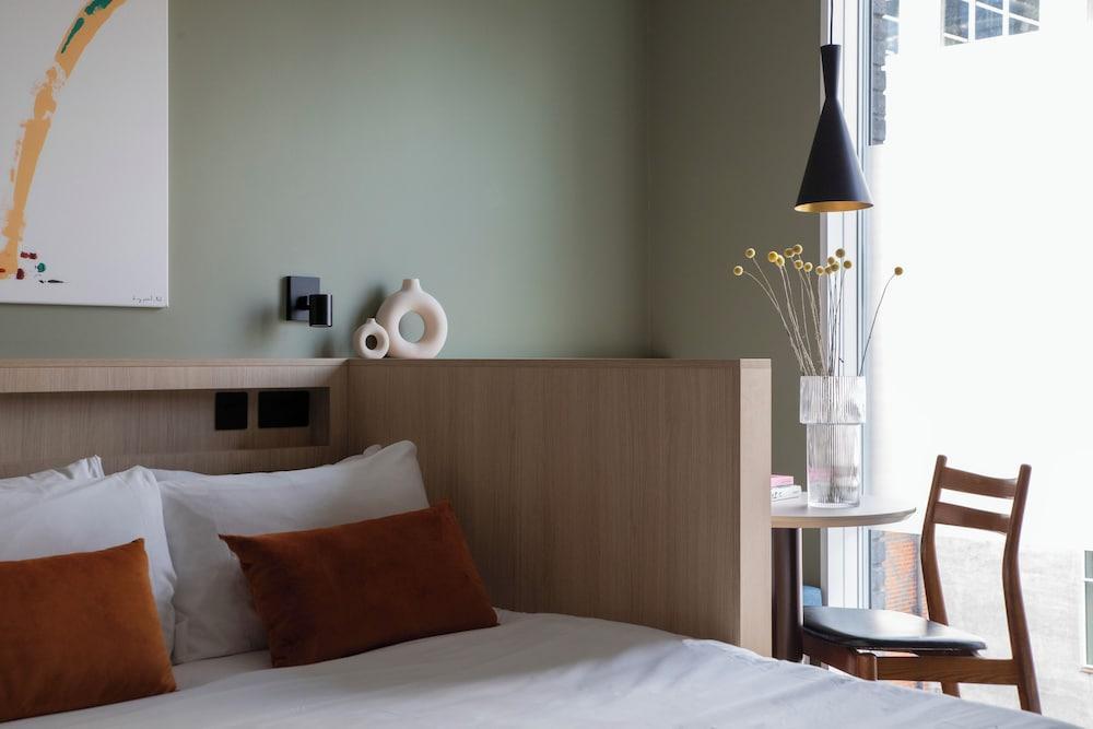 Bob W London Tower Hill - Studios Room Type - Compact Studio - Accessible