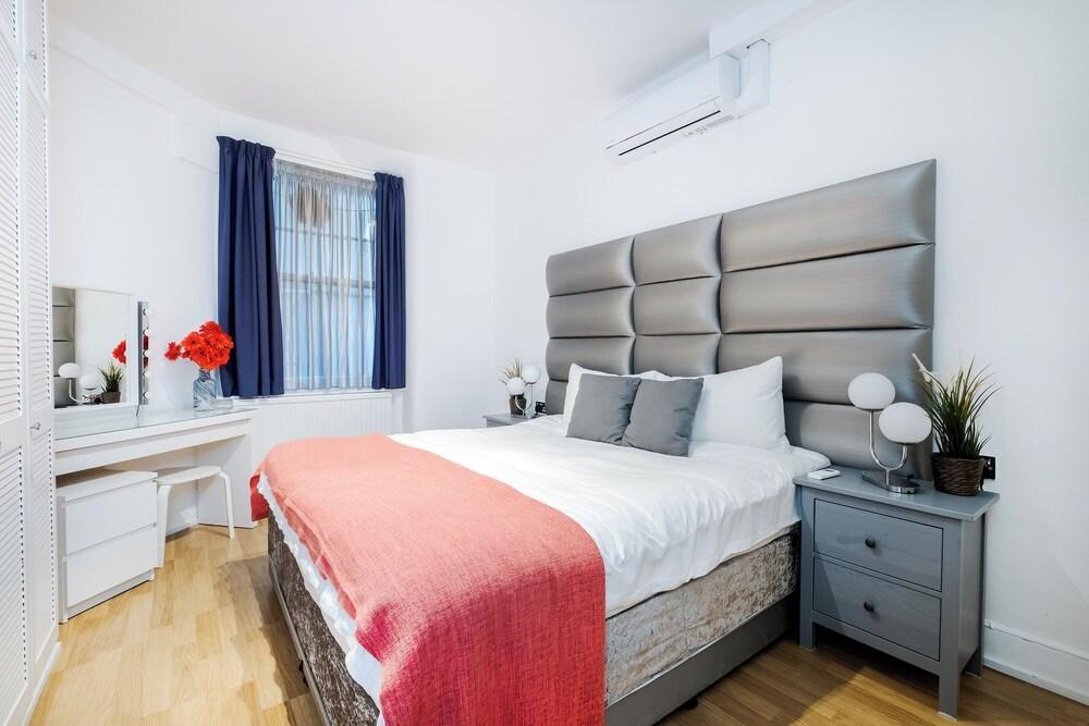 Stylish & Comfy Apartment in Marylebone - Tap to explore photos