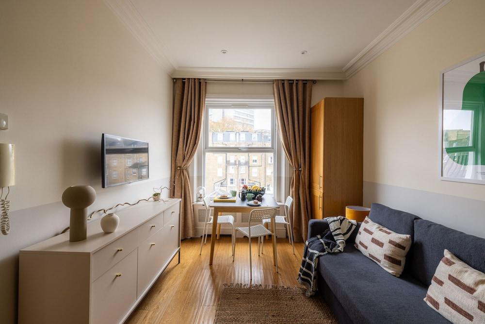 The Courtfield by Nestor Room Type - Apartment, 1 Double Bed with Sofa bed, Kitchenette The Courtfield by Nestor Room Type - Apartment, 1 Double Bed with Sofa bed, Kitchenette