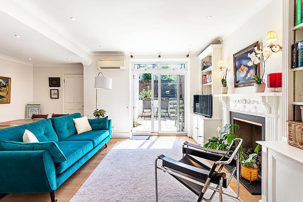 Kensington Retreat With Private Patio - Tap to explore photos