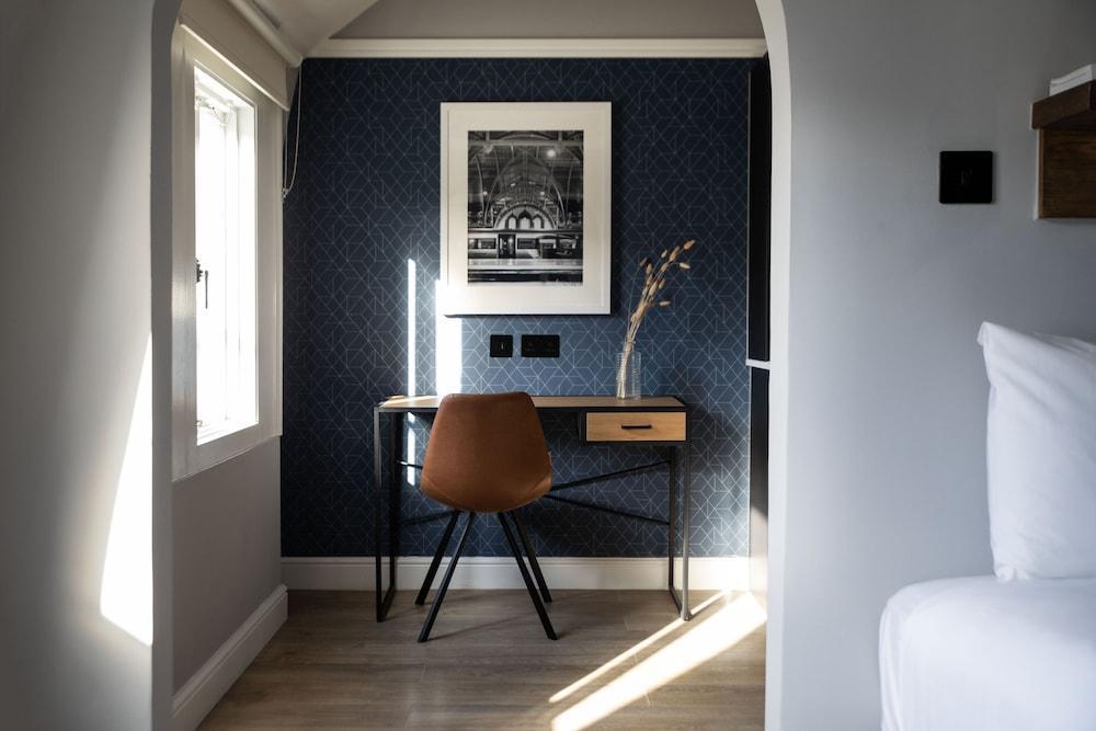 Bob W London Paddington Room Type - Original Studio - Kitchenette