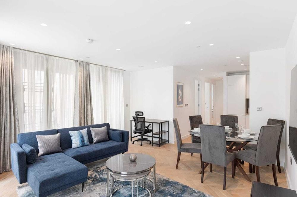 Josephine House Retreat in Central London - Tap to explore photos