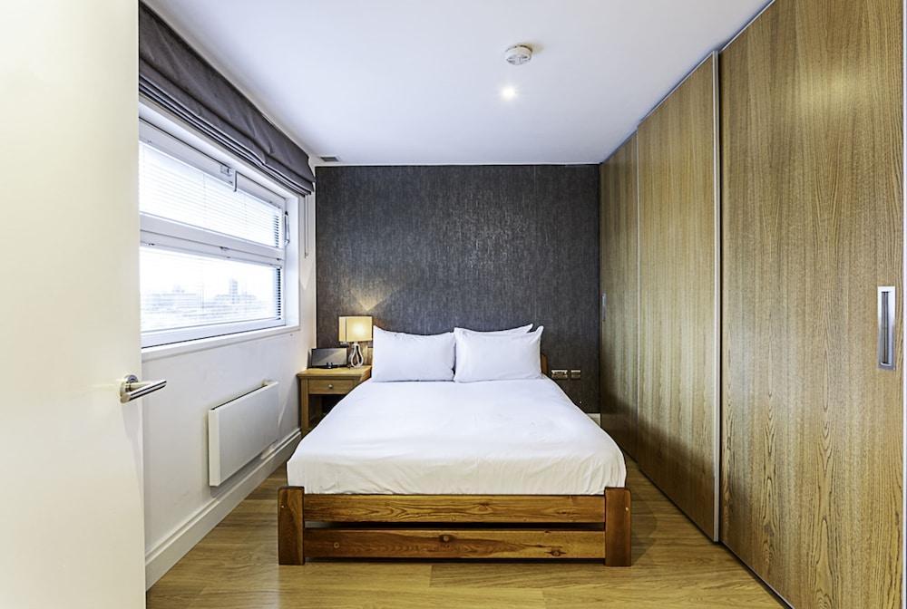 Stunning London View Flat - Tap to explore photos