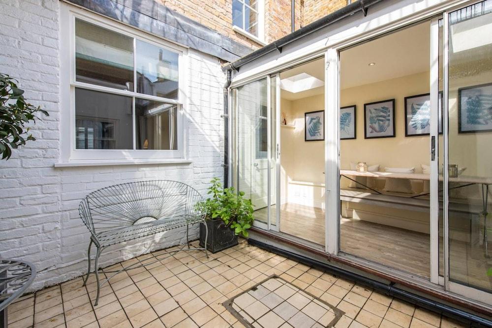 Long Stay Discounts - 2-bed Aprtment Notting Hill - Tap to explore photos