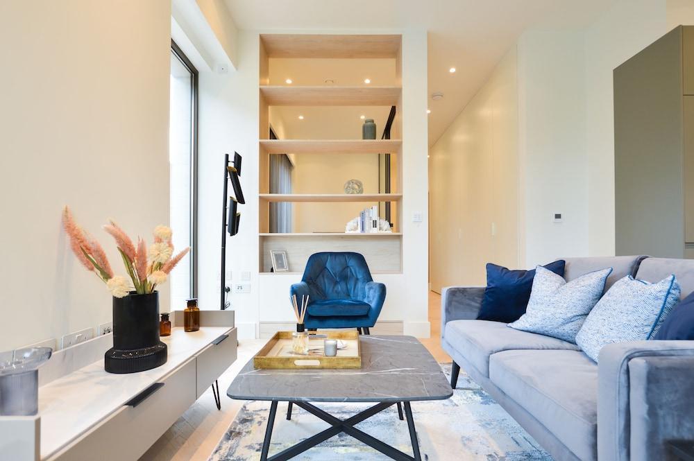 Haverstock Hill Serviced Apartments by Concept Apartments - Tap to explore photos