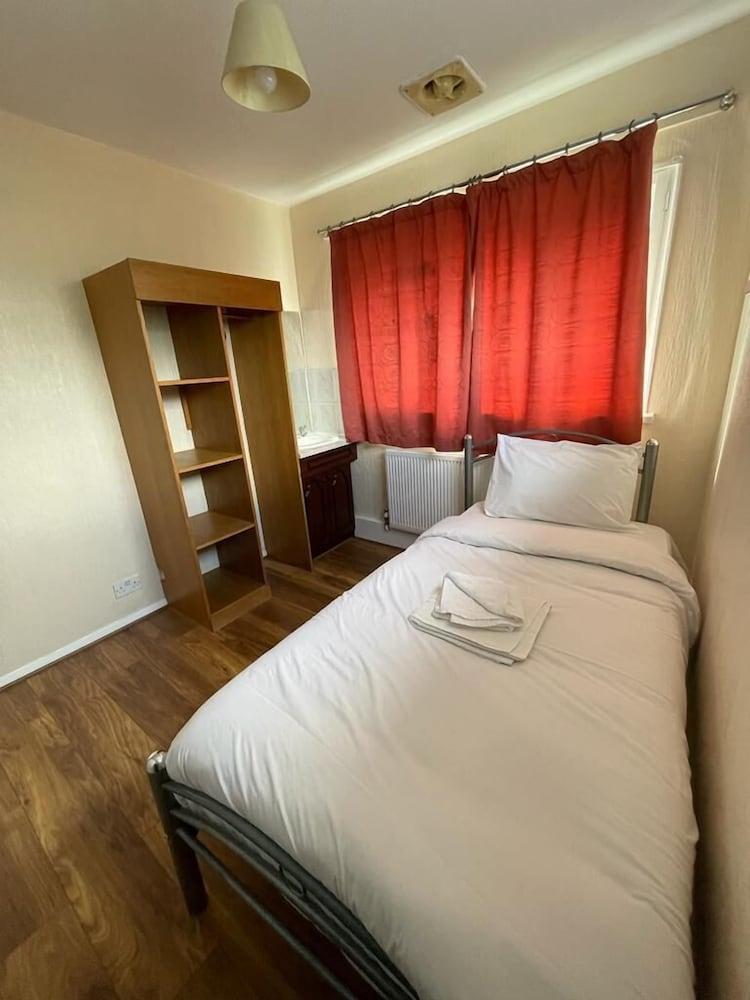 St Nicholas Hotel Kenton