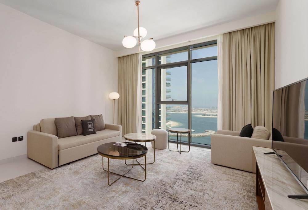 Maison Privee - Upscale Apt w/ Partial Dubai Marina & Palm Views - Tap to explore photos