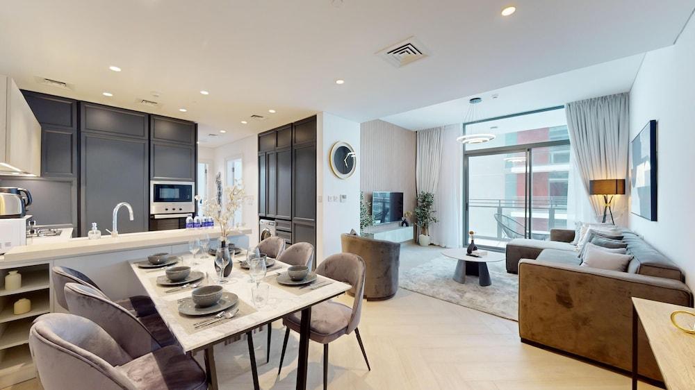 Primestay - 2BR Wilton Park Meydan-dubai - Tap to explore photos