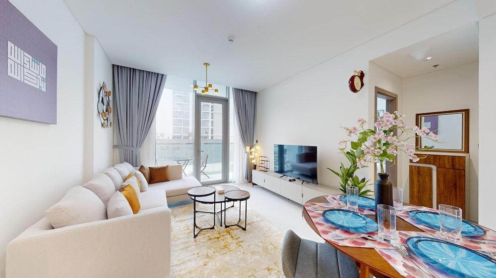 Primestay - 1BR District One - Al Meydan - Tap to explore photos