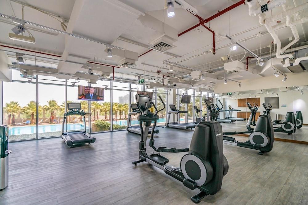 Silkhaus Balcony in Difc Cozy Studio Pool Gym - Tap to explore photos