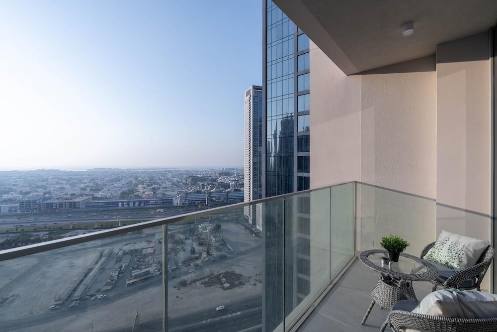 Mystic - Forte Tower 2 Room Type - Design Apartment, Balcony, Sea View