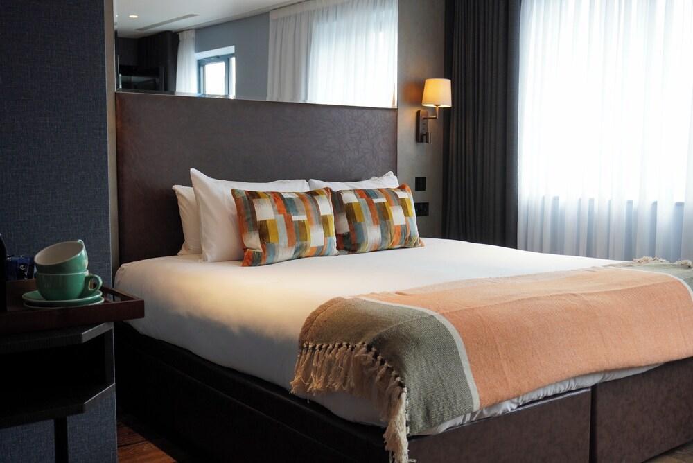 The Camden Town Hotel Room Type - Comfort Double Room, City View