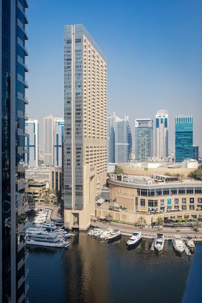 Handsome 1BR in Bay Central Tower - Tap to explore photos