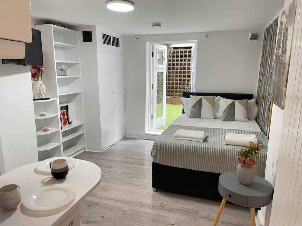 Portobello Road artistic studios