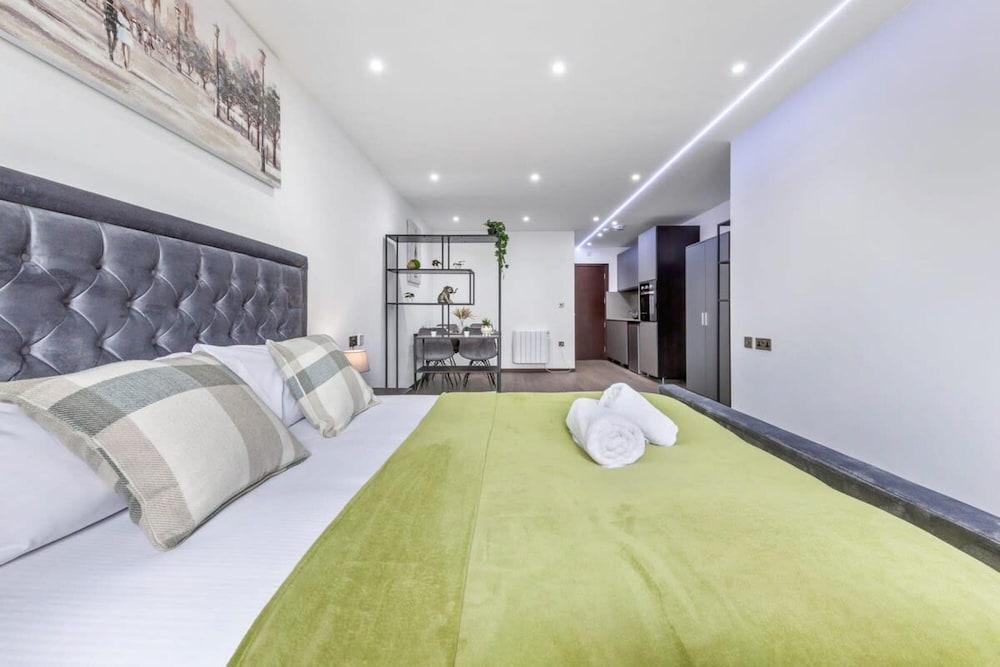 Serviced Studio Flat Golders Green Near Hampstead