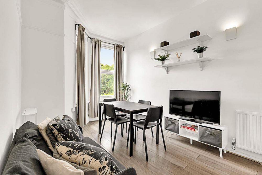 Bright and Newly Furnished Acton Apartment - Tap to explore photos