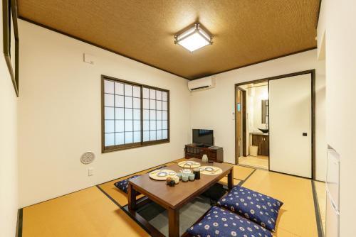 YADOYA Sennokawa Room Type - Two-Bedroom House