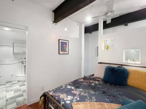 Warehouse conversion set 100 metres from Bridge Rd - Tap to explore photos
