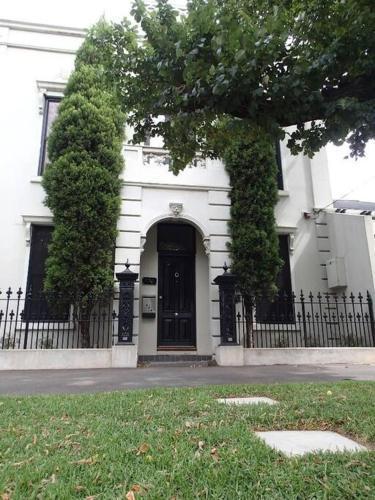 Howes This, A Huge, 1st Class, Dress Circle Home