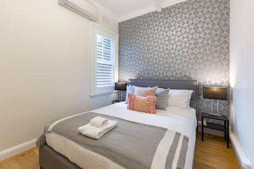 Sydney CBD Waterview Home 60