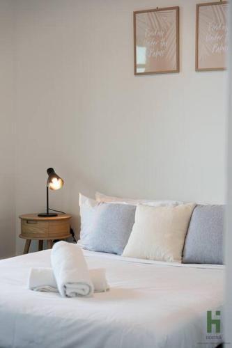 Cozy 1 bedroom at Olympic Park with one carspace